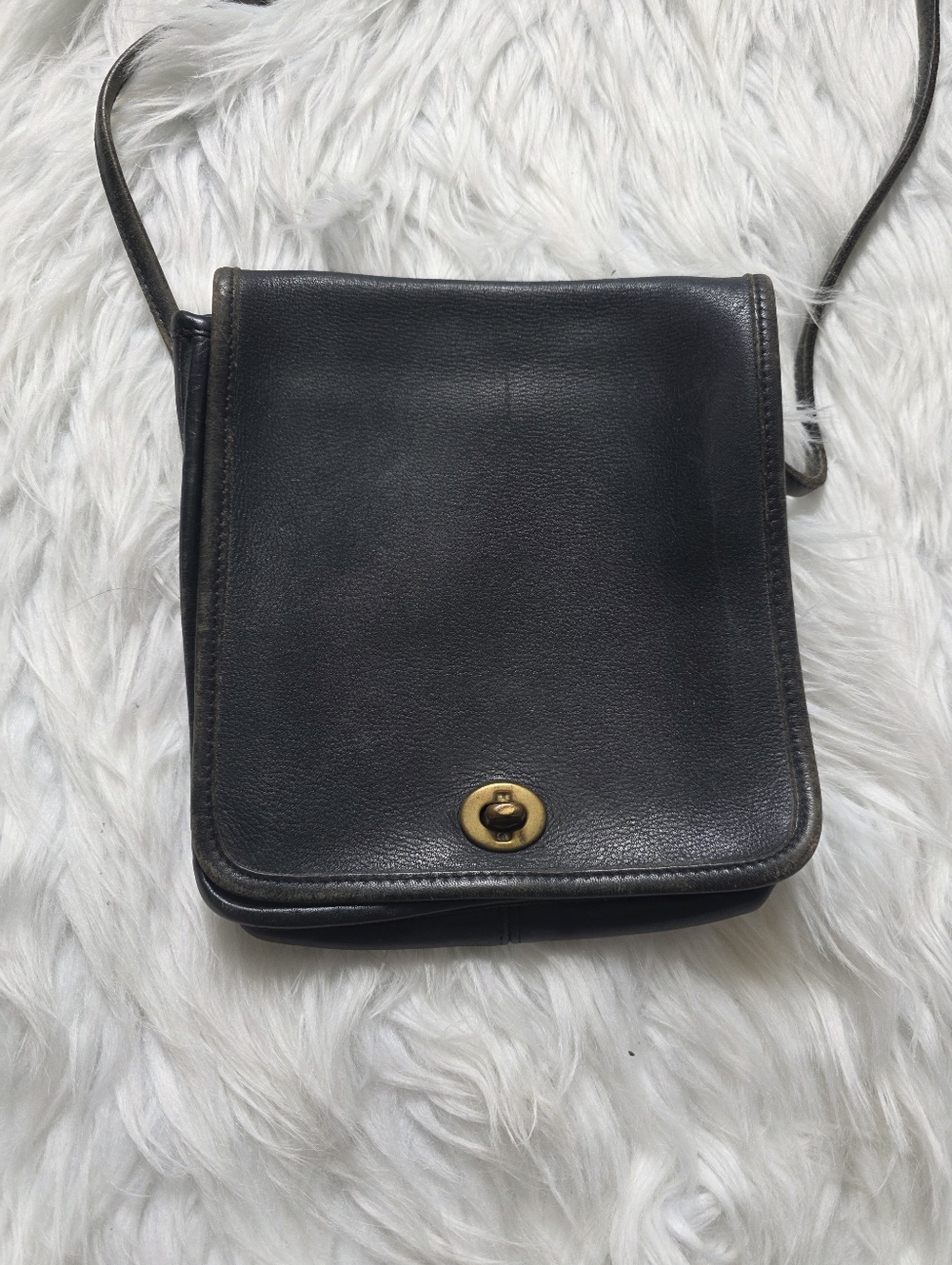 Vintage Coach Crossbody - black - Picture 2 of 9